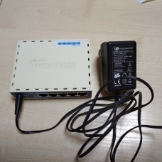 Маршрутизатор MikroTik hAP (RB951Ui-2nD)